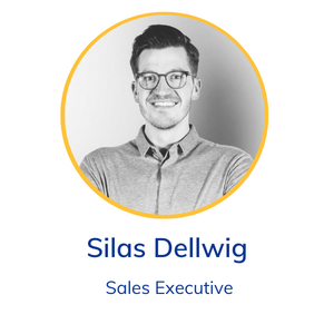 circle headshot_Silas